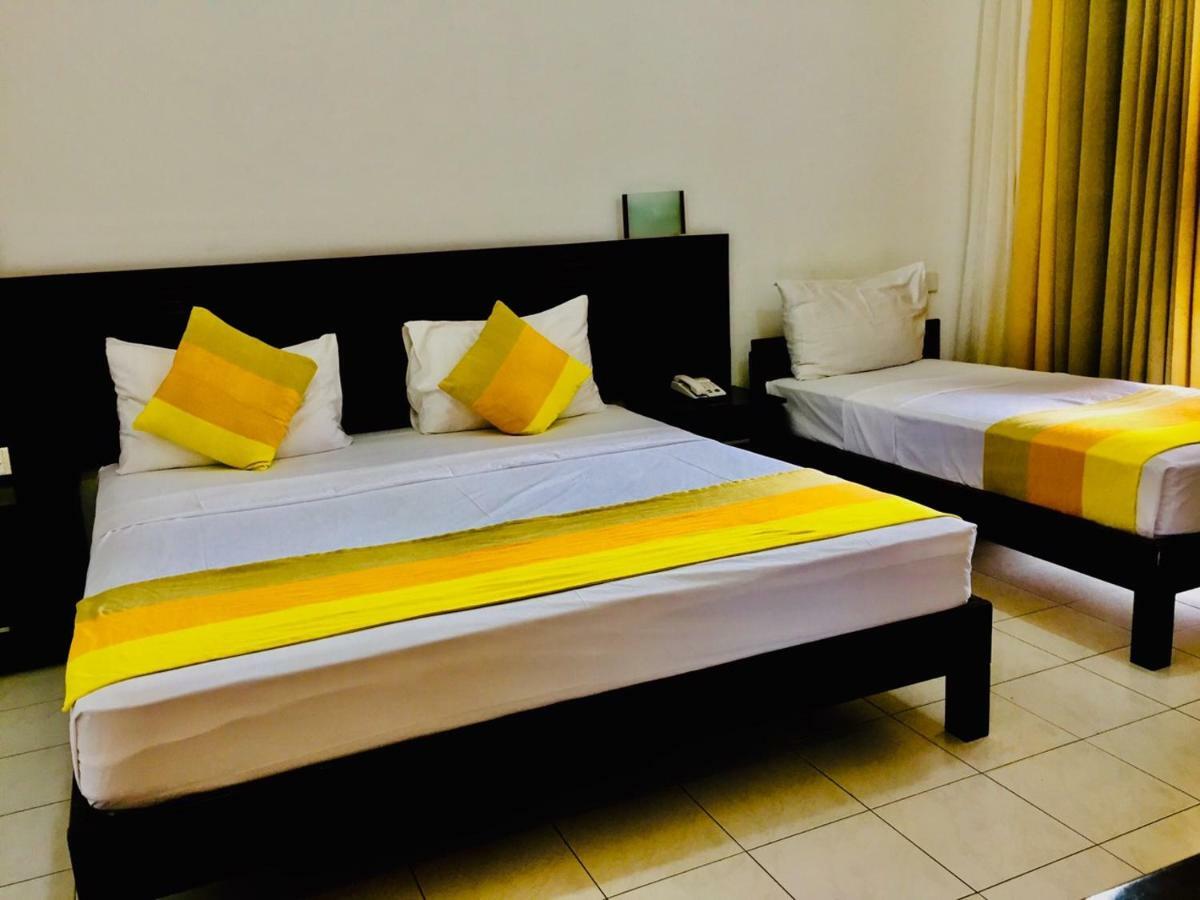 Lavendish Okrin Hotel Kataragama Dış mekan fotoğraf